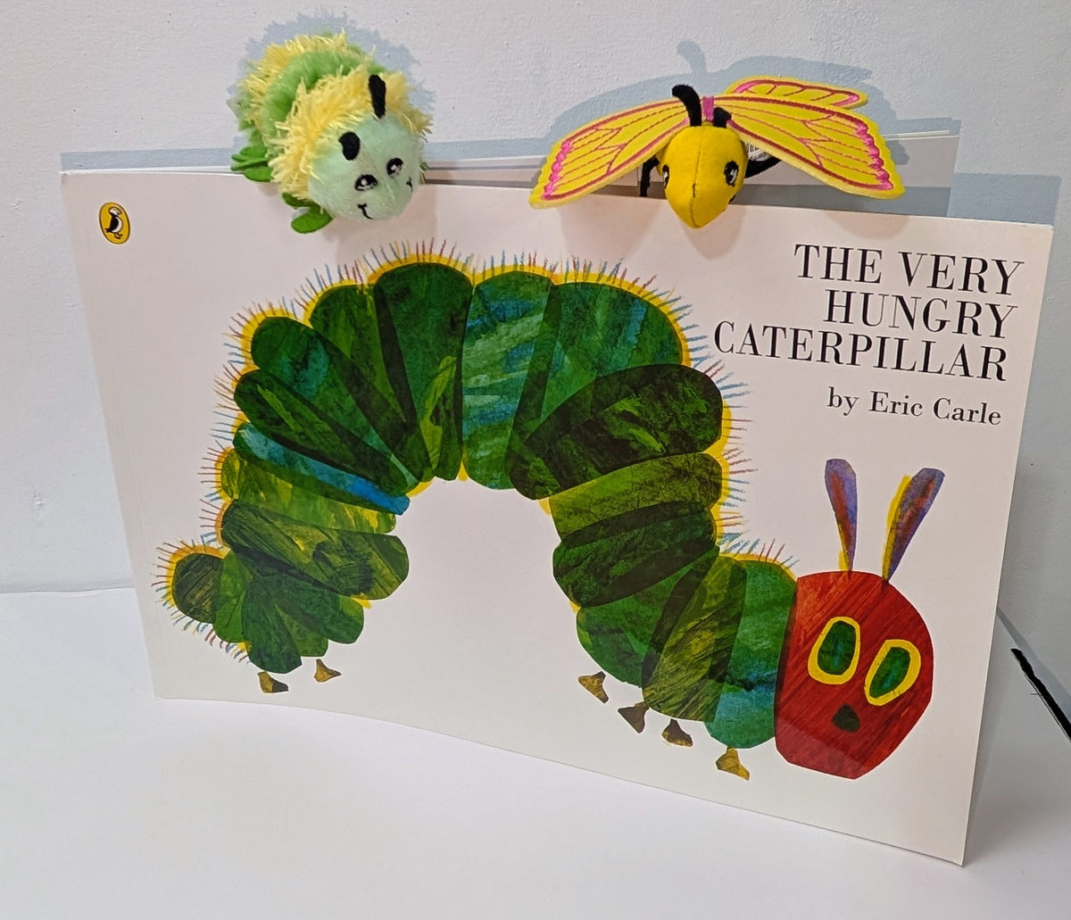 The Hungry Caterpillar book + finger puppet set (caterpillar + butterfly)