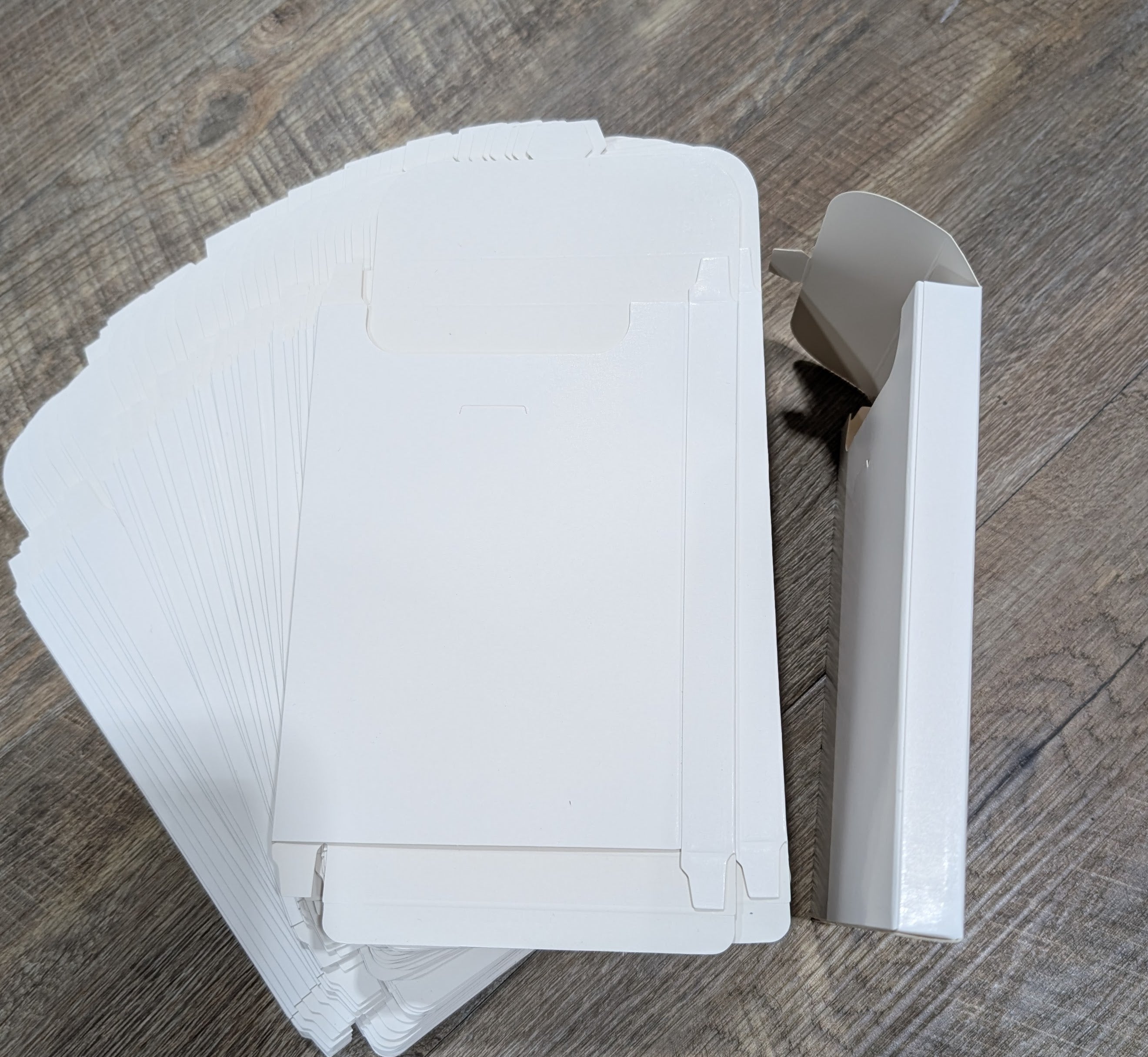 Kraft box white A6 (160 x 110) in 15mm and 35mm depths